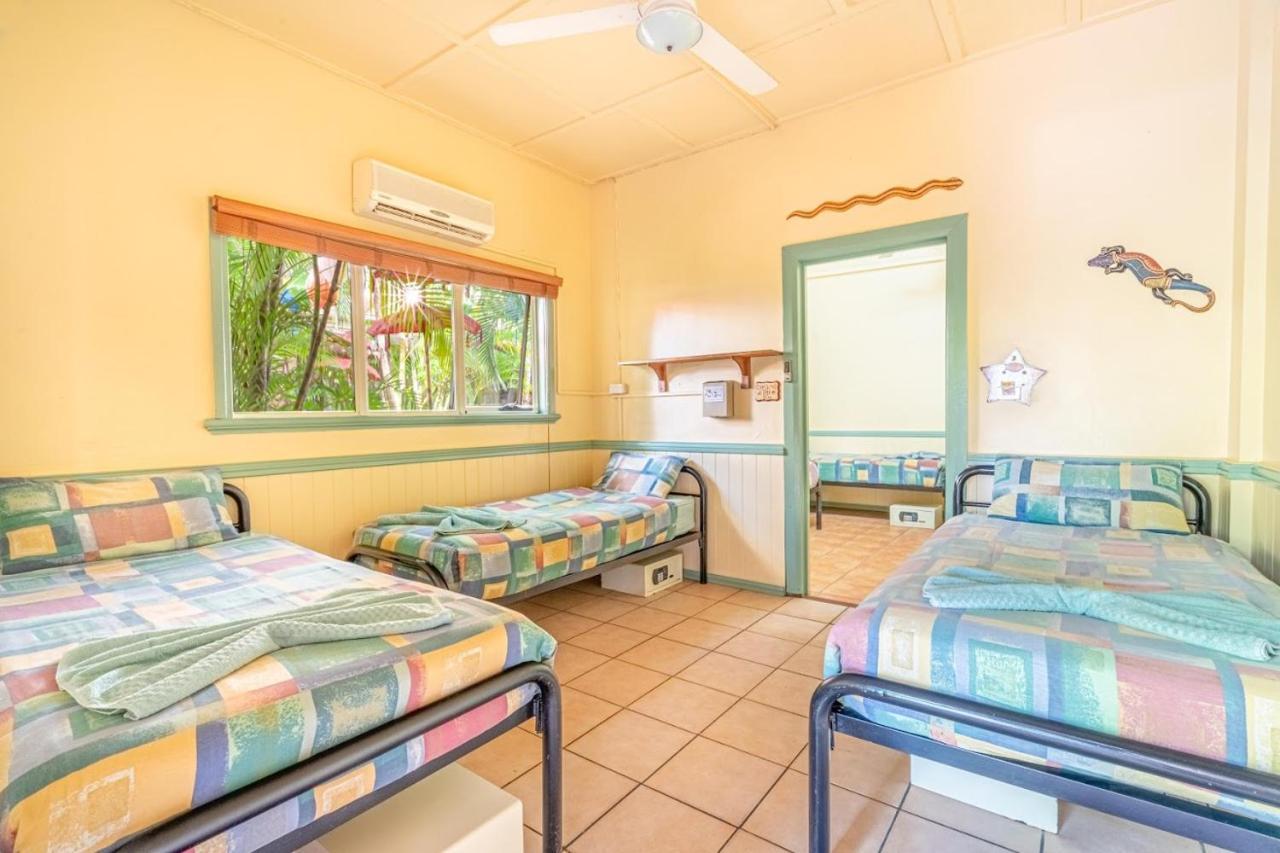 Tropic Days Boutique Hostel Cairns Exterior foto
